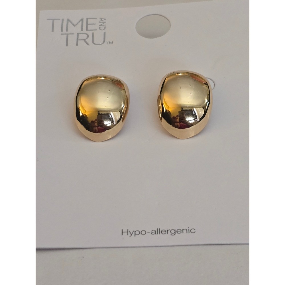 Time and Tru Gold Tone Dome Stud Earrings Hypoallergenic Maximalist Chunky - Picture 2 of 3